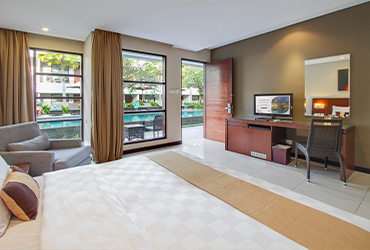 Deluxe Pool Terrace