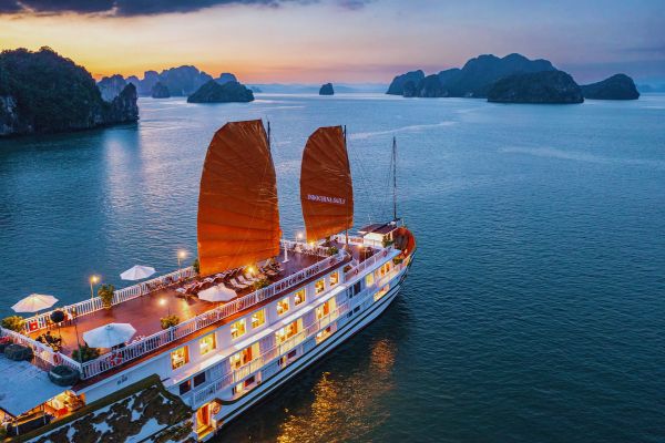 Ultimate Halong Bay Discovery