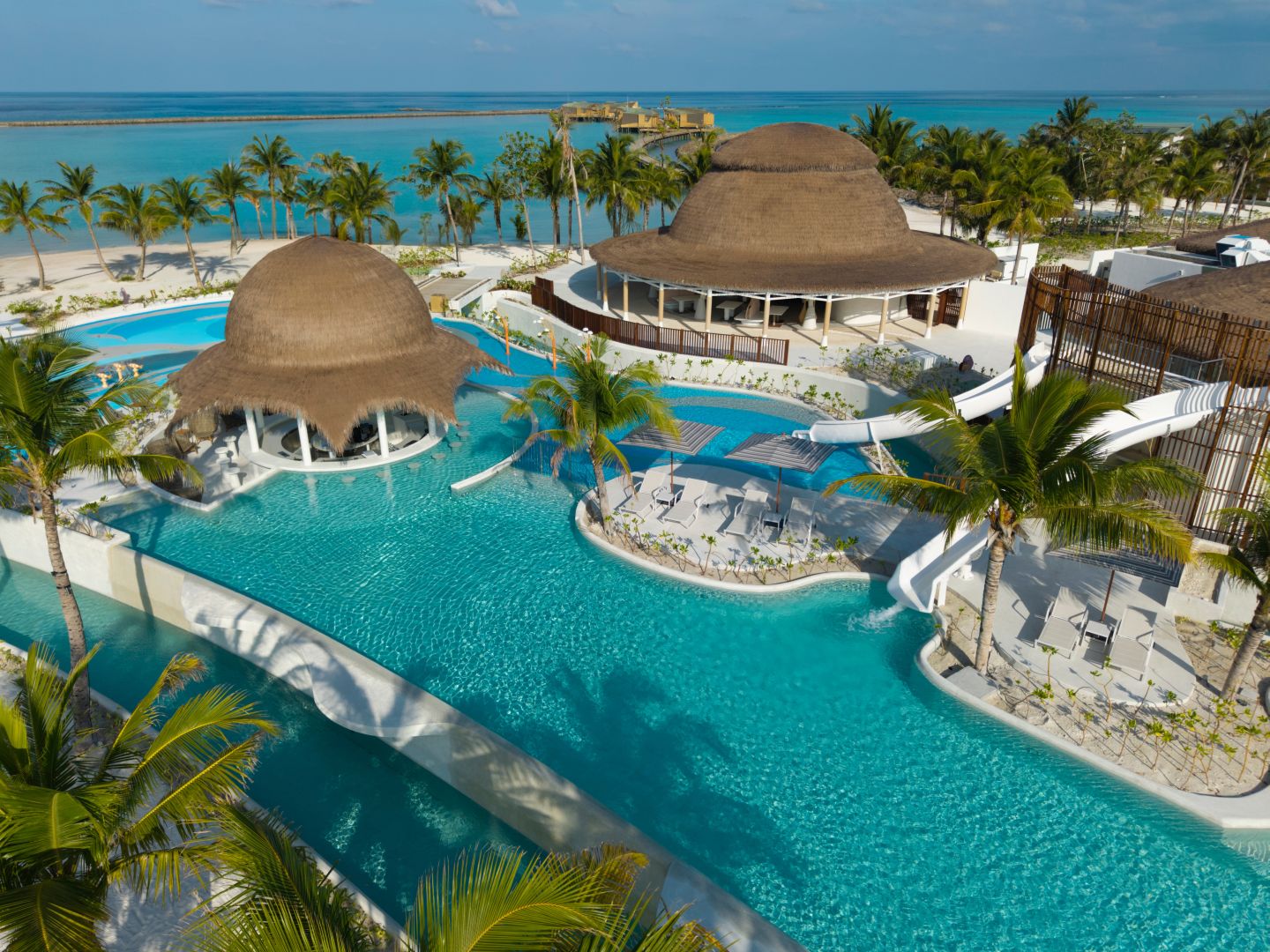 Centara Mirage Lagoon Maldives | Family Offer