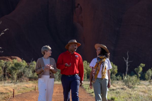 Uluru Morning Guided Base Walk 10.5 KM (Y40)