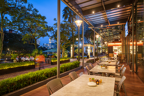 Grand Copthorne Waterfront Hotel