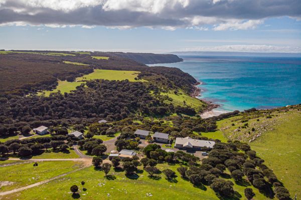 Sea Dragon Lodge & Villas