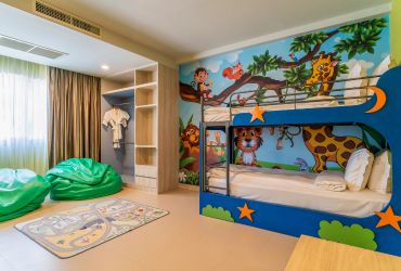 Kids Suite - Beach Wing - 2 Adults and 2 Children