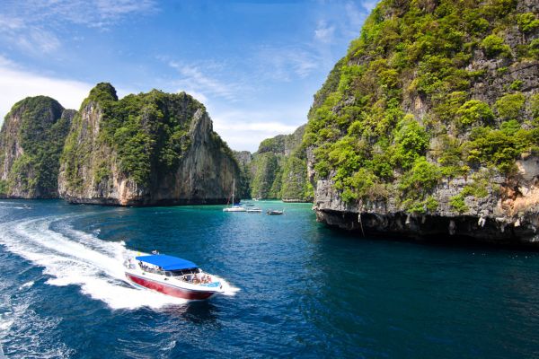 Phi Phi Island by Speed boat Full Day Tour